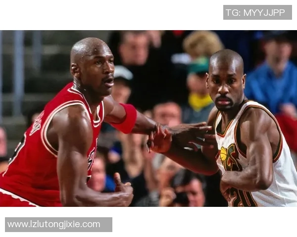 乔丹与足球明星的巅峰对决谁才是真正的体育传奇与偶像